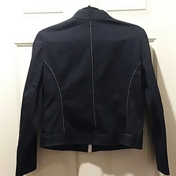 Jacket - Picture 4 of 5